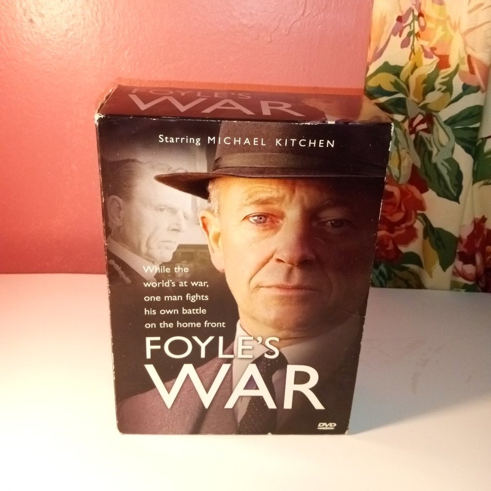FOYLE'S WAR DVD SET OF 4, THEATER MYSTERY SERIES W/ MICHAEL KITCHEN